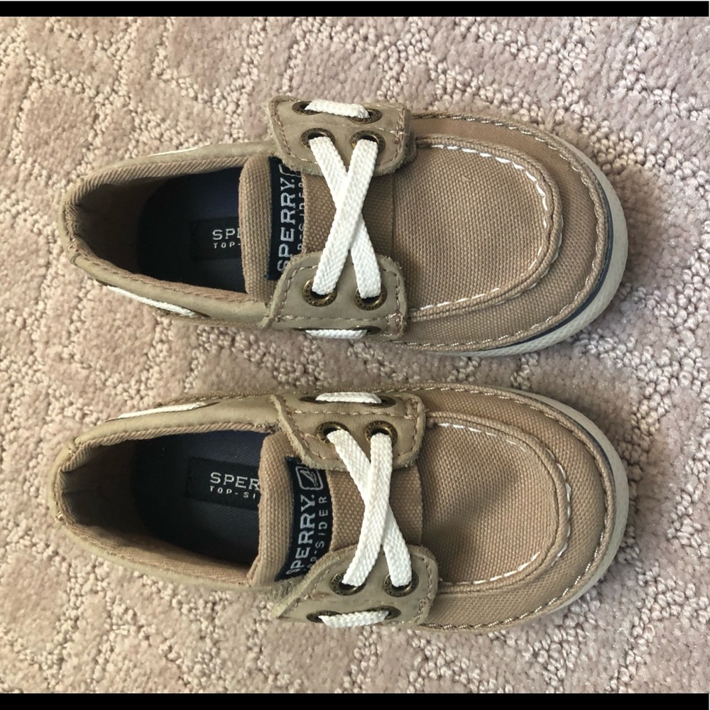 Sperry Shoes. Boys size 5